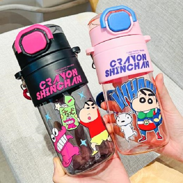 Παιδικό παγουράκι-ποτήρι 650ml με καλαμάκι και κορδόνι crayon shinchan BH1010-16 Ροζ/Μαύρο