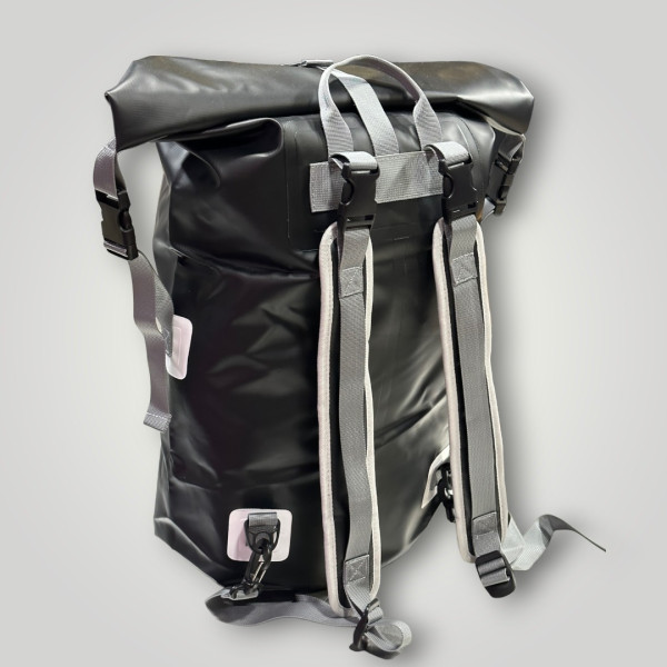 BACKPACK WATERPROOF MOHICANS DR2214 BLACK