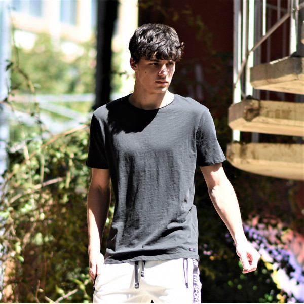 ΑΝΔΡΙΚΗ ΜΠΛΟΥΖΑ T-SHIRT ΛΑΙΜΟΣ ΜΟΝΟΧΡΩΜΗ MOHICANS FT-600.BLACK