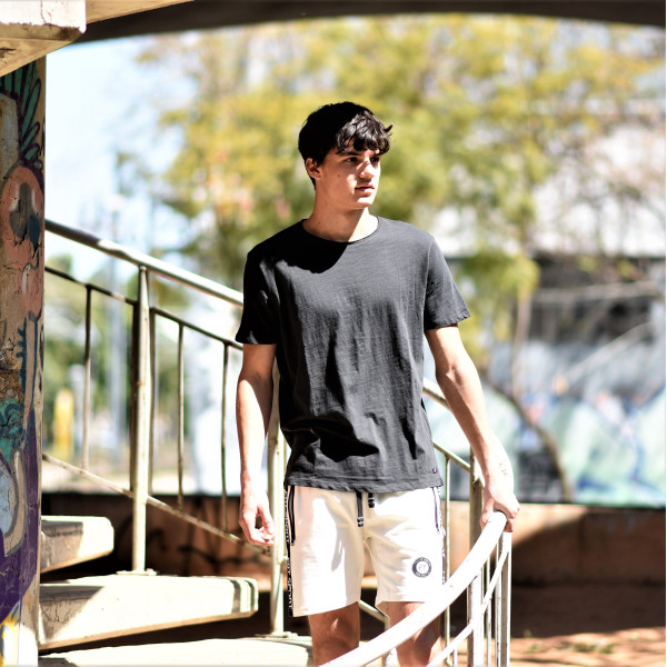 ΑΝΔΡΙΚΗ ΜΠΛΟΥΖΑ T-SHIRT ΛΑΙΜΟΣ ΜΟΝΟΧΡΩΜΗ MOHICANS FT-600.BLACK