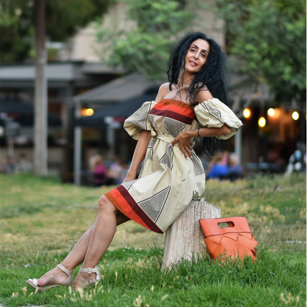 ΓΥΝΑΙΚΕΙΟ ΦΟΡΕΜΑ ΜΙΝΙ ΕΞΩ ΩΜΟ BOHO MOHICANS H2003 MΠΕΖ