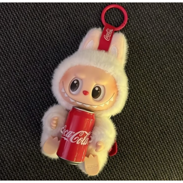 Labubu Monsters Coca-Cola Λούτρινο Πλαστικό Πρόσωπο Have A Seat Vinyl Plush Blind Box 1440-47290