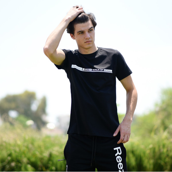 ΑΝΔΡΙΚΗ ΜΠΛΟΥΖΑ T-SHIRT ΛΑΙΜΟΣ ΣΤΑΜΠΑ MOHICANS REZ23.ΜΑΥΡΟ