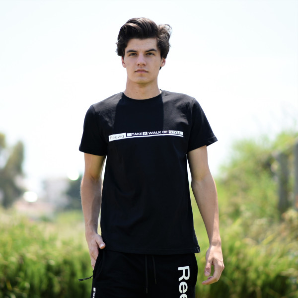 ΑΝΔΡΙΚΗ ΜΠΛΟΥΖΑ T-SHIRT ΛΑΙΜΟΣ ΣΤΑΜΠΑ MOHICANS REZ23.ΜΑΥΡΟ