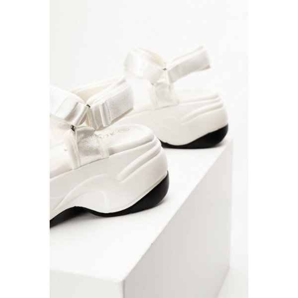 ΓΥΝΑΙΚΕΙΑ ΠΑΠΟΥΤΣΙΑ FLATFORMS MOHICANS X777 ΛΕΥΚΟ